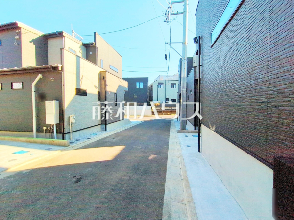 接道状況および現場風景　【富士見市渡戸１丁目】