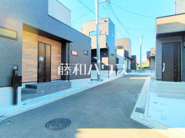 接道状況および現場風景　【富士見市渡戸１丁目】