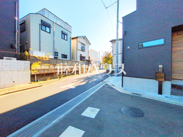 接道状況および現場風景　【富士見市渡戸１丁目】