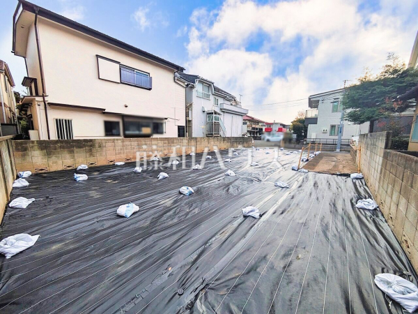 現地写真　【三鷹市牟礼５丁目】建築条件はございませんので、ライフスタイルに合わせた自由なマイホームづくりが可能です。