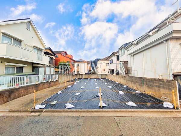 現地写真　【三鷹市牟礼５丁目】見学はしたいけど、なかなか時間が取れない・・・そんな方に出勤前や仕事終わりにマイホームを見学できるサポートをいたします。
