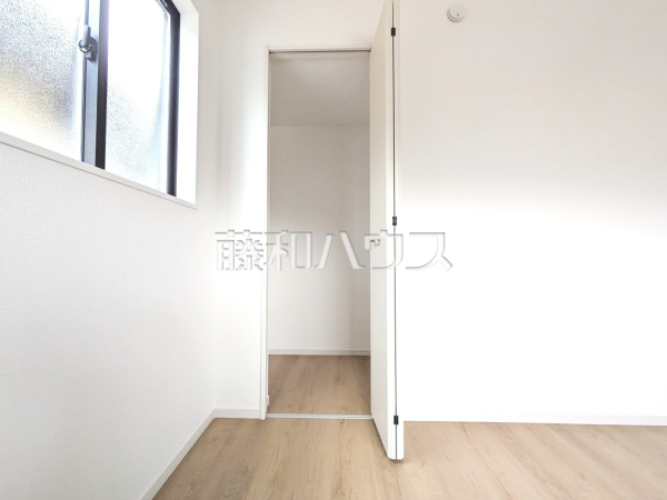 収納　【富士見市羽沢１丁目】