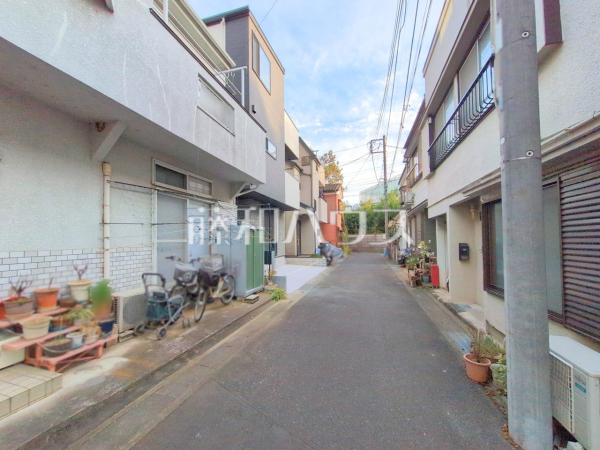 接道状況および現場風景　【富士見市水谷東３丁目】