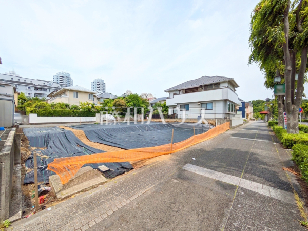 接道状況および現場風景　【稲城市向陽台５丁目】