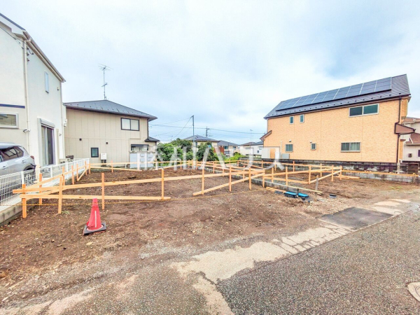 現場風景【昭島市緑町2丁目】 周辺環境はもちろん、日当たりや設備仕様など、実際に行ってみないと分からないことも多くございます。営業担当がご案内いたしますので、お気軽にお問い合わせください 現場風景【昭島市緑町2丁目】 周辺環境はもちろん、日当たりや設備仕様など、実際に行ってみないと分からないことも多くございます。営業担当がご案内いたしますので、お気軽にお問い合わせください