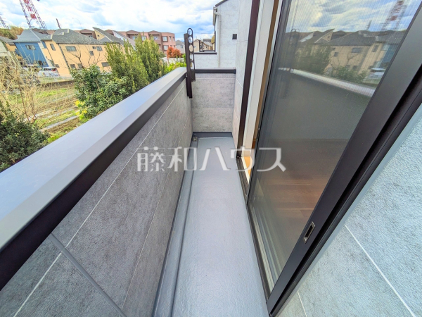A号棟　バルコニー　【府中市小柳町２丁目】