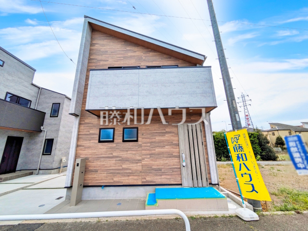 ≪B号棟　外観≫太陽に愛され、日当り・通風に優れた魅力的で快適さを追求した邸宅。ここに住むからこそ意味がある。そんな特別感に浸ってみませんか。　　【府中市小柳町２丁目】
