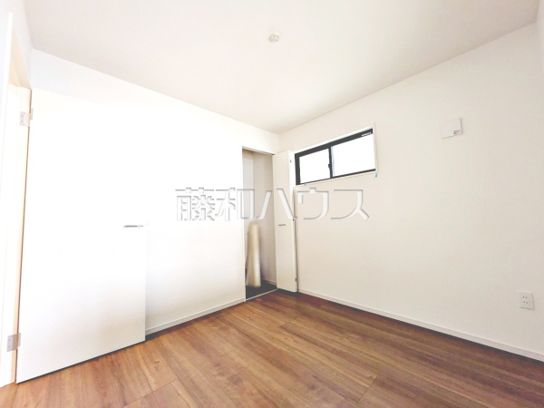 1号棟　居室　【杉並区上荻３丁目】
全居室2面採光で明るいお部屋　