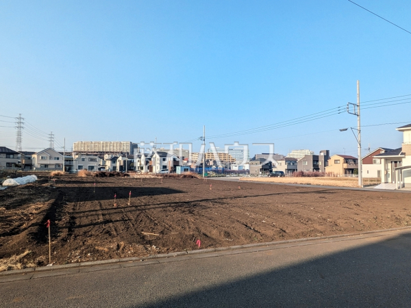 現地写真　【日野市東平山３丁目】
南側が開けているため、お日様の日差しもサンサンと降り注ぎます。