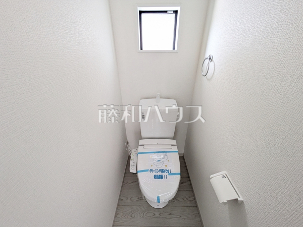 2号棟　トイレ　【福岡市東区八田３丁目】