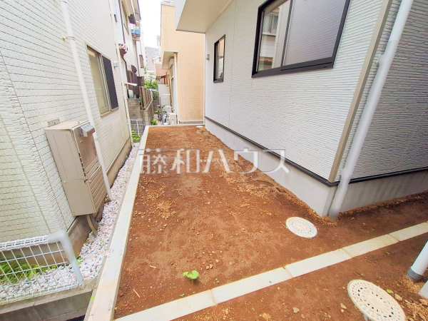 1号棟　庭　【富士見市水谷東３丁目】