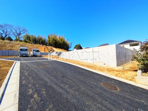 接道状況および現場風景　【八王子市中山】