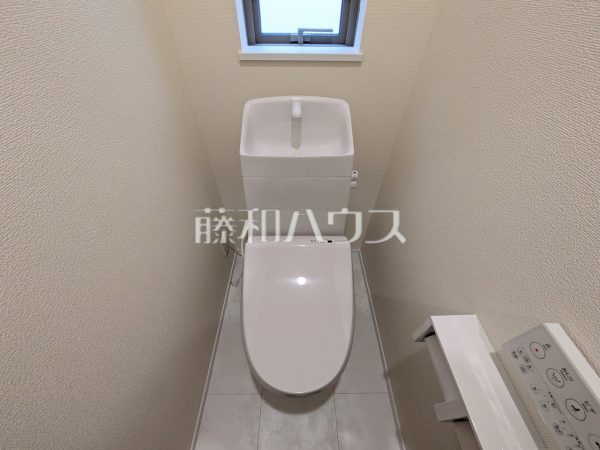 トイレ　【富士見市鶴瀬西３丁目】