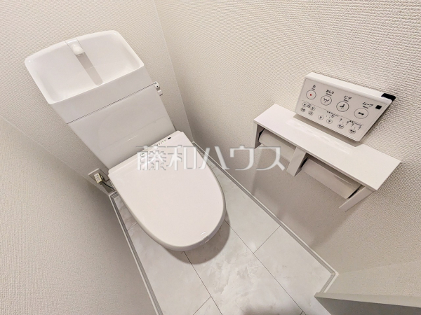 3号棟　トイレ　【八王子市石川町】
ウォシュレット付きトイレ！リビング・お風呂に続いて意外と癒しの空間かも！？　