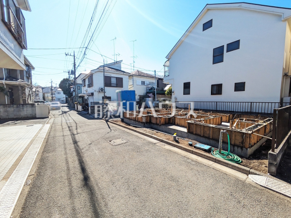 接道状況および現場風景　【新座市栗原３丁目】