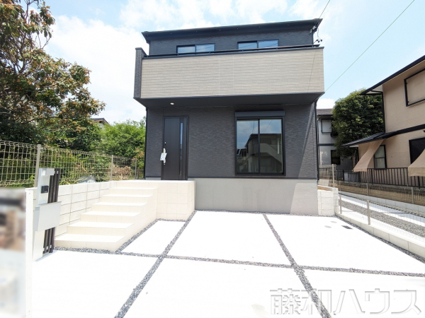 外観　【名古屋市守山区桔梗平３丁目】