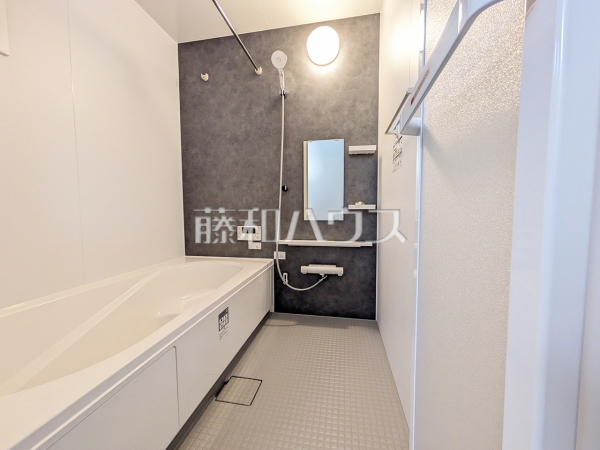 1号棟　浴室　【福岡市早良区四箇１丁目】