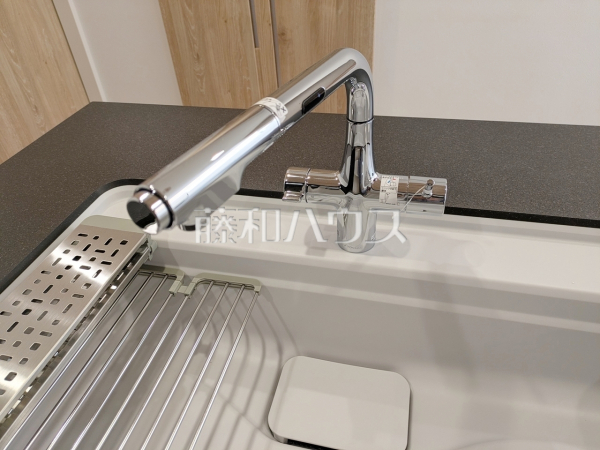 1号棟　タッチレス水栓・一体型浄水器　【世田谷区北烏山８丁目】