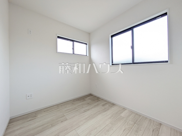2号棟　居室　【福岡市早良区四箇１丁目】