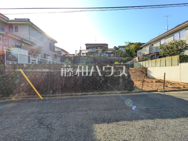 現地写真　【東大和市湖畔２丁目】
当社オリジナルの注文住宅サポートシステム「セレシス」で、信頼のおける大手ハウスメーカーのご紹介も承ります！