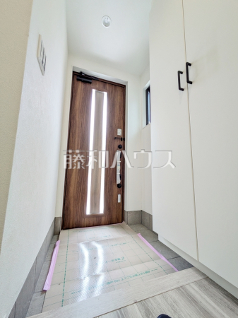 A号棟　玄関収納　【調布市深大寺元町４丁目】