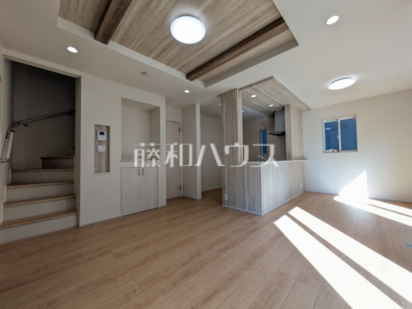 1号棟　キッチン　【府中市小柳町５丁目】