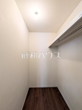 ウォークインクローゼット　【八王子市上柚木】
