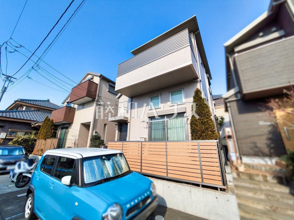 周辺環境はもちろん、日当たりや設備仕様など、実際に行ってみないと分からないことも多くございます。営業担当がご案内いたしますので、お気軽にお問い合わせください。 　【練馬区大泉町４丁目】