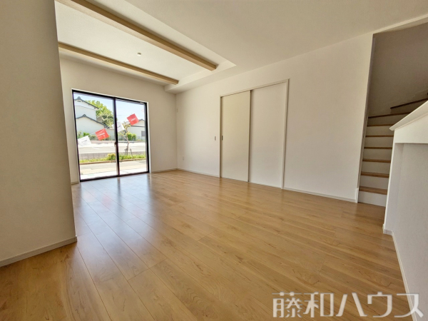 3号棟　リビング　【名古屋市名東区大針３丁目】