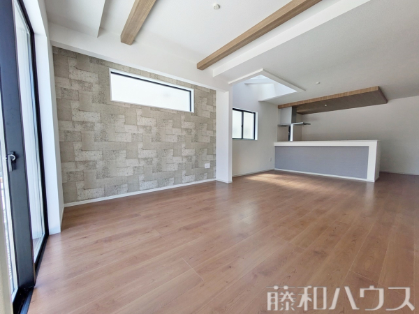 4号棟　リビング　【名古屋市名東区大針３丁目】