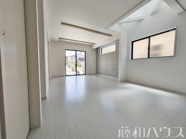 5号棟　リビング　【名古屋市名東区大針３丁目】