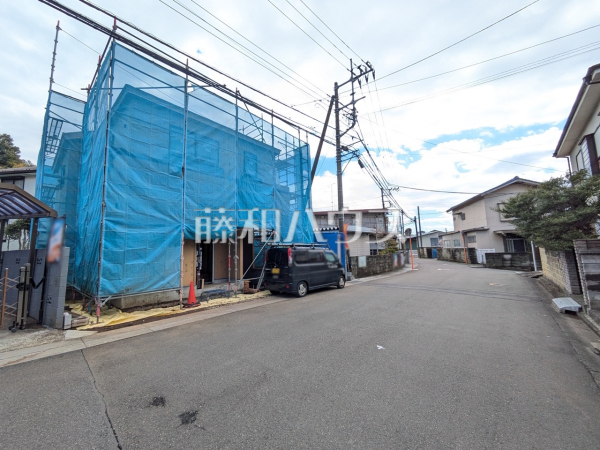 2号棟　接道状況および現場風景　【八王子市中野山王２丁目】物件の事、諸費用の事など、小さな疑問もお気軽にご連絡・ご相談下さい。