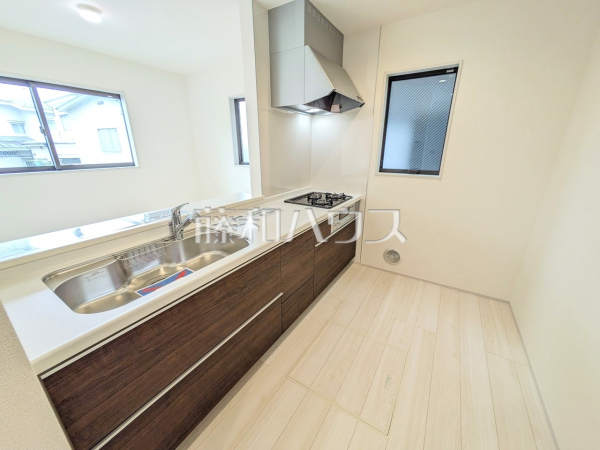 1号棟　キッチン　【八王子市中野山王２丁目】