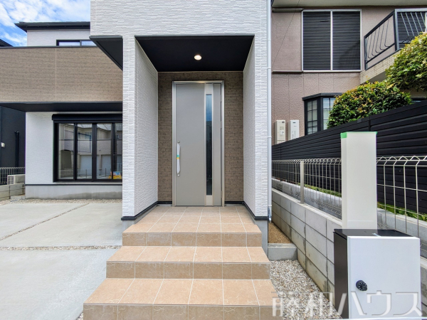 玄関　【名古屋市守山区高島町】