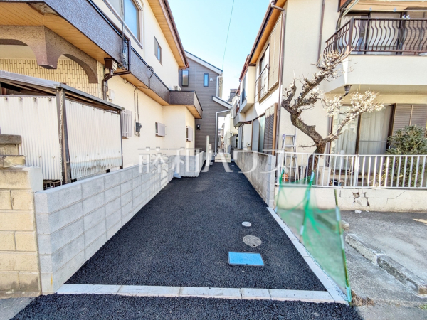 カースペース　【狛江市西野川４丁目】
