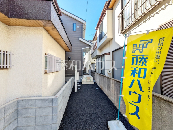 外観　【狛江市西野川４丁目】
堂々完成、いつでもご内覧いただけます！ぜひ実物をご覧いただきたく思います。喜んでご案内いたしますのでお気軽にお問合せ下さい。　