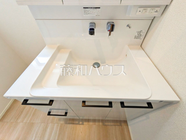 3号棟　洗面室　【所沢市上新井５丁目】