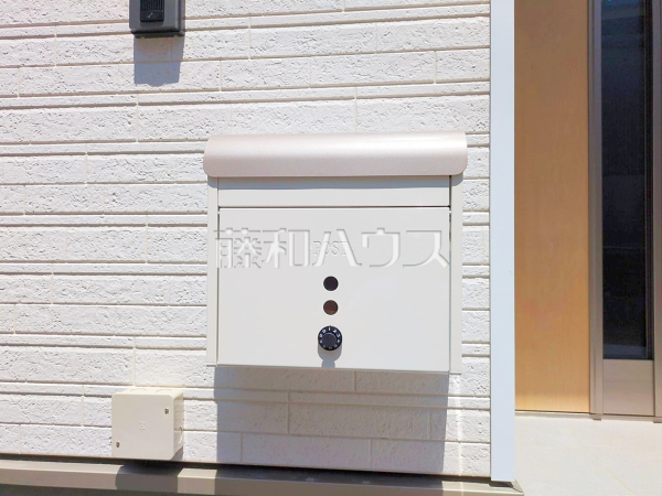4号棟　郵便受け　【和光市下新倉３丁目】お問合せ誘導 平日のご案内も可能です。まずはお気軽にお問合せ下さいませ。 
