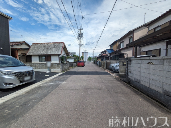 接道状況および現場風景　【岩倉市中本町葭原】