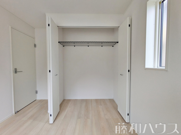 収納　【岩倉市中本町葭原】