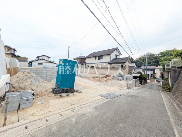 接道状況および現場風景　【福岡市城南区友丘６丁目】