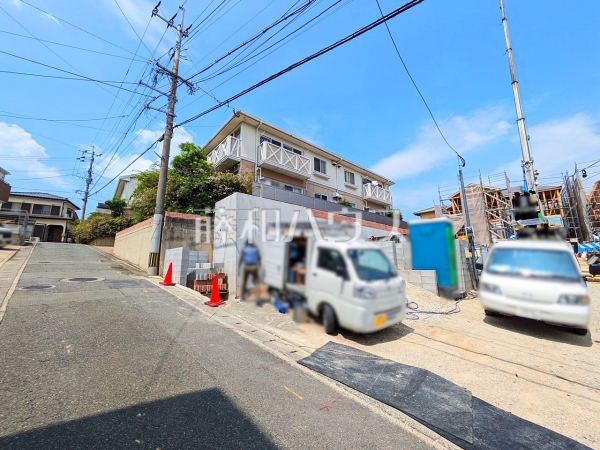 接道状況および現場風景　【福岡市城南区友丘６丁目】
