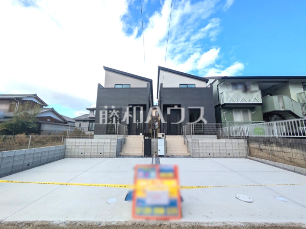 外観　【春日井市高蔵寺町６丁目】