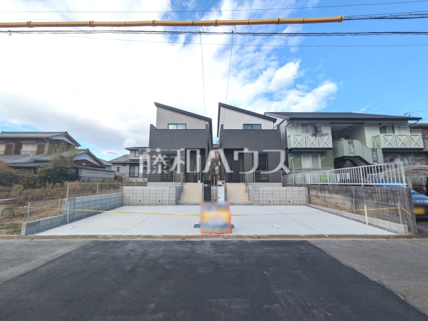 外観　【春日井市高蔵寺町６丁目】