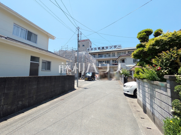 接道状況および現場風景　【福岡市早良区早良１丁目】