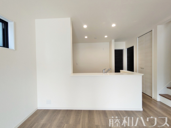 2号棟　キッチン　【名古屋市守山区大字上志段味字東谷】