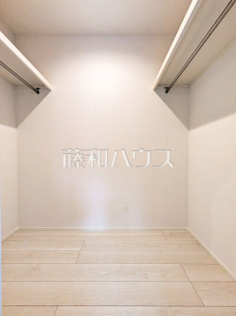 収納　【東村山市青葉町３丁目】
