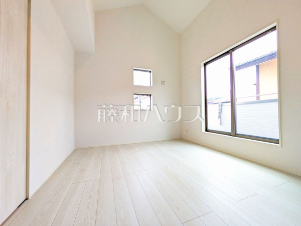 居室　【東村山市青葉町３丁目】