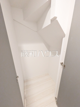 A号棟　収納　【富士見市東みずほ台３丁目】