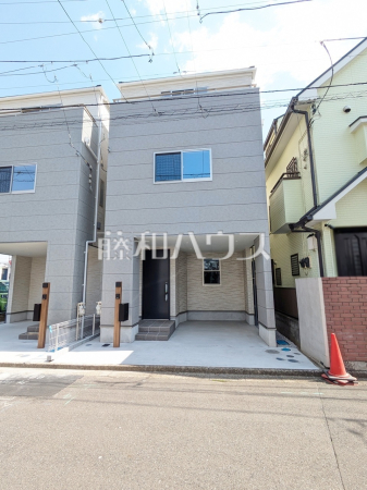 B号棟　 周辺は落ち着いた雰囲気の住宅地です。小さなお子様がいるご家庭も安心です。 　【富士見市東みずほ台３丁目】